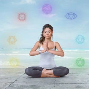 Une femme, centrée, harmonie des chakras