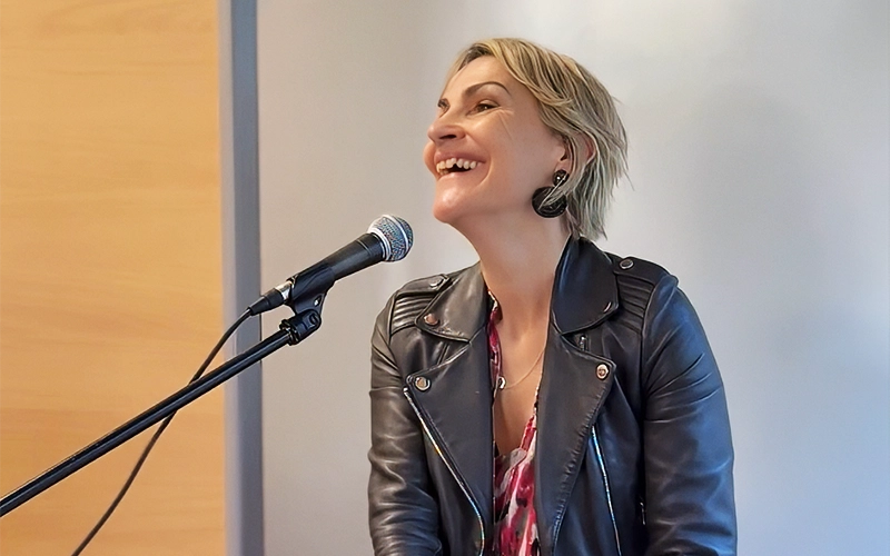 flo-piano-4.4-landscape